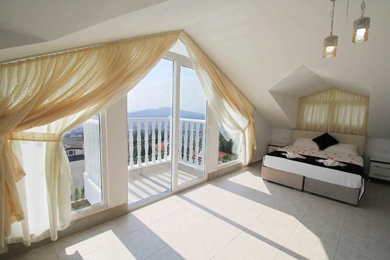 Solite Villa, Oezel Havuzlu, Fethiye Villa